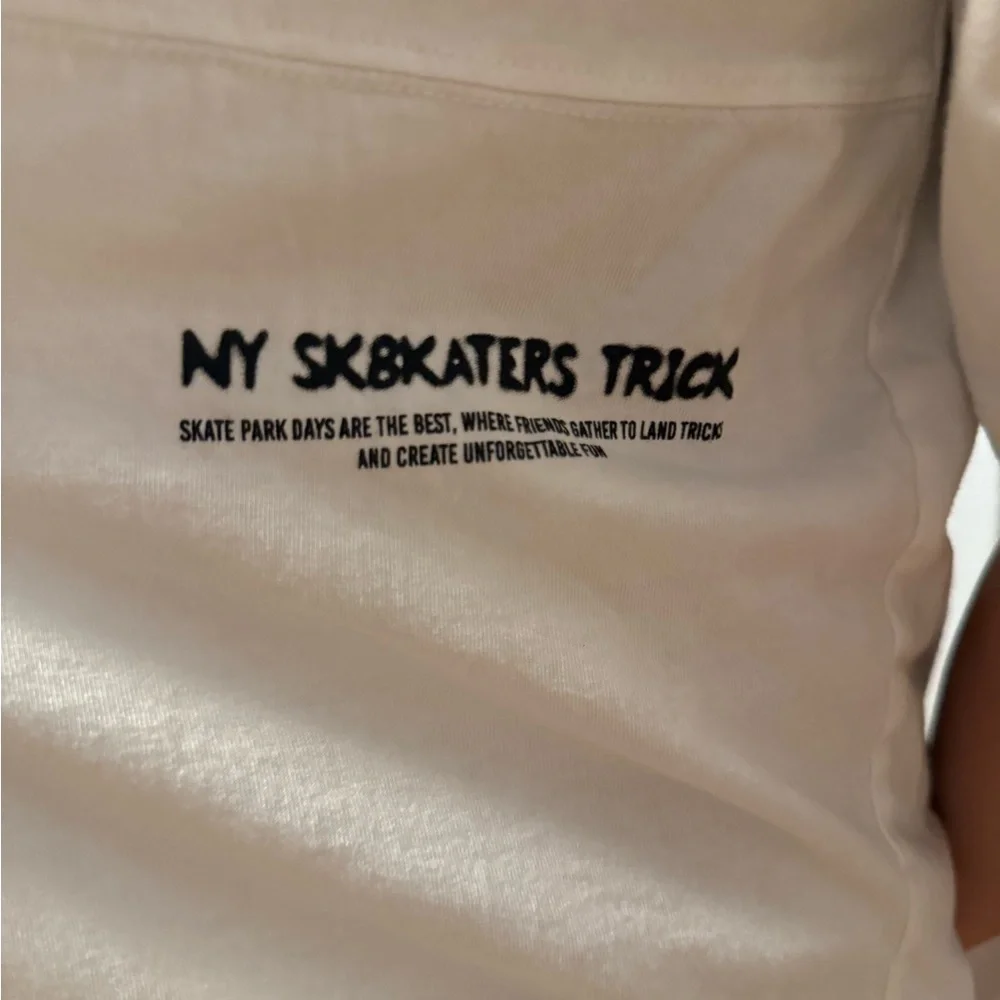 Preowned, Zara boys white skateboard short sleeve tshirt, 11/12